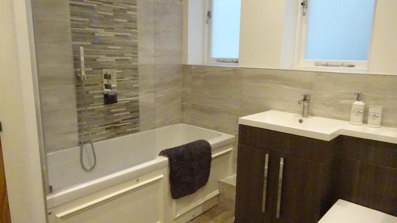 Derwent View Holiday Apartments Матлок Экстерьер фото